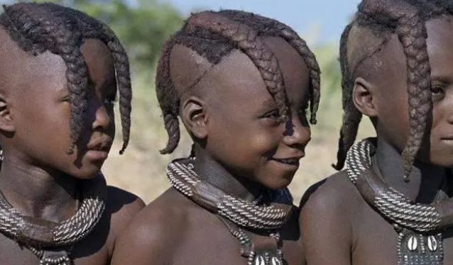 哪个非洲部落寿命最短（以赤裸为美的部落在哪）(4)_WWW.JUHAIHG.COM